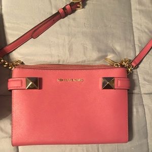 Michael Kors cross body and Tote